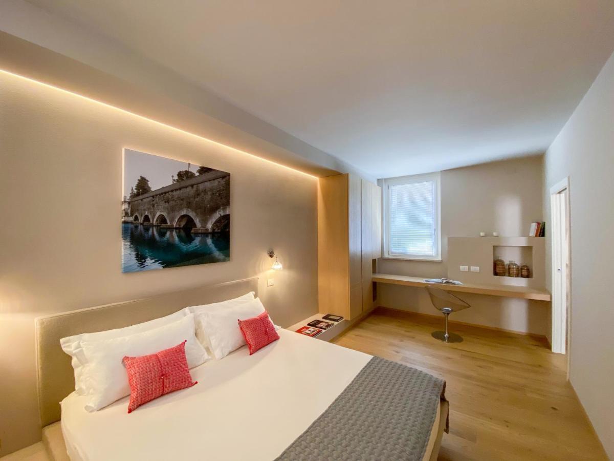 Time To Be - Luxury Apartments Centro Storico Peschiera del Garda Extérieur photo