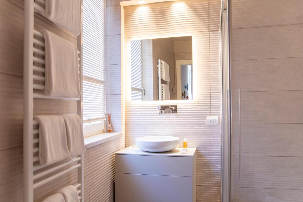 Time To Be - Luxury Apartments Centro Storico Peschiera del Garda Extérieur photo