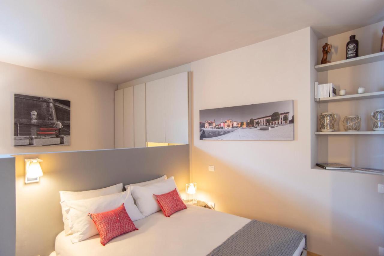 Time To Be - Luxury Apartments Centro Storico Peschiera del Garda Extérieur photo