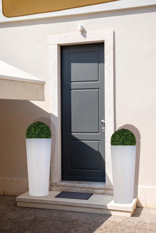 Time To Be - Luxury Apartments Centro Storico Peschiera del Garda Extérieur photo